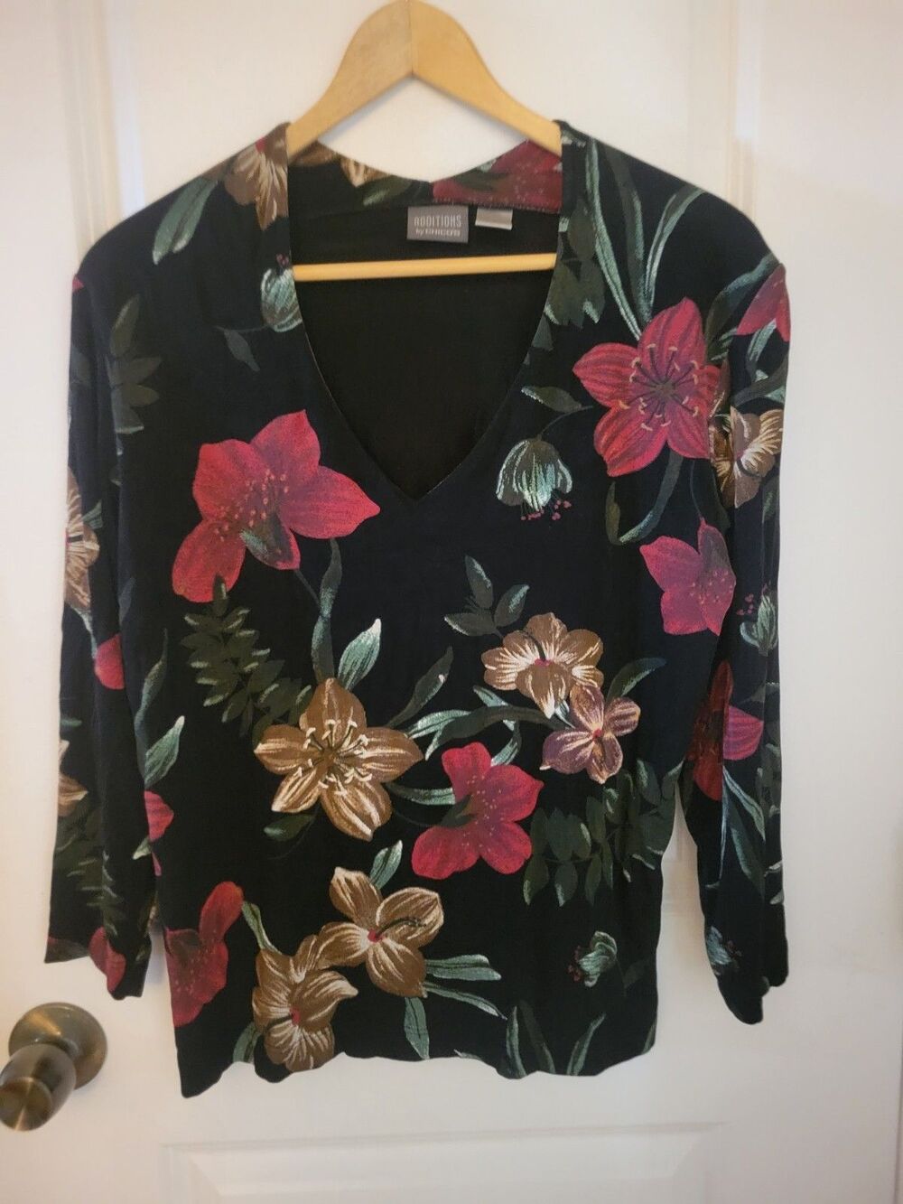 Chico's Summer Floral Classic Sophisticated Top Sz 2